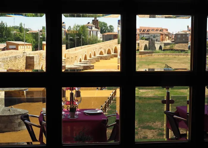 Ξενοδοχείο Don Suero De Quinones