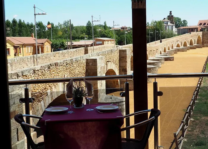 Ξενοδοχείο Don Suero De Quinones