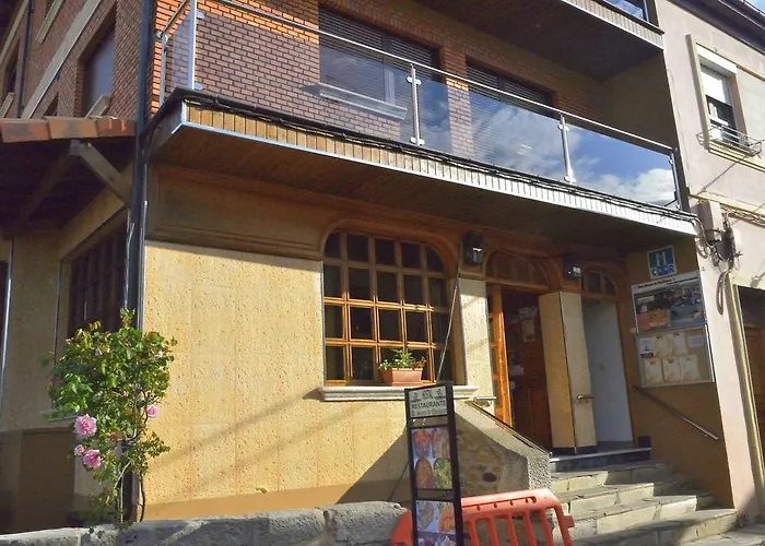 Don Suero De Quinones Ξενοδοχείο 2*